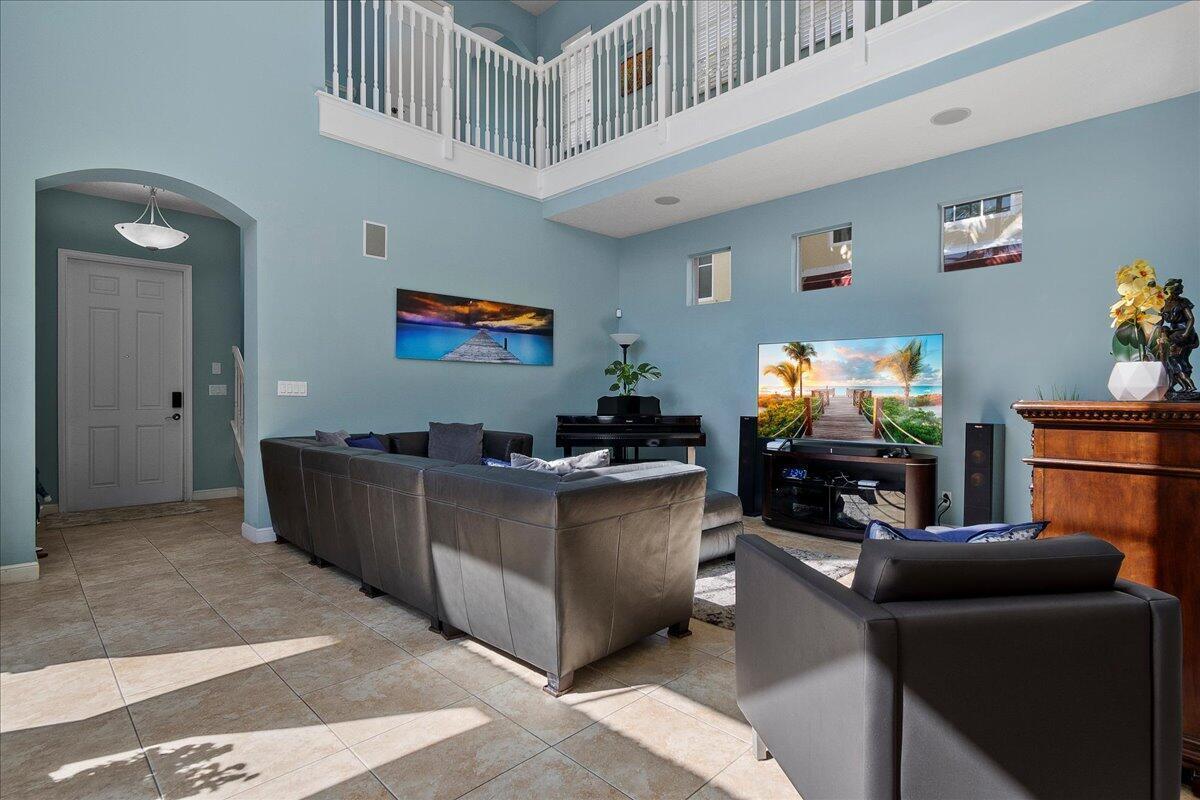 82 Stoney Drive, Palm Beach Gardens FL 33410 photo 3