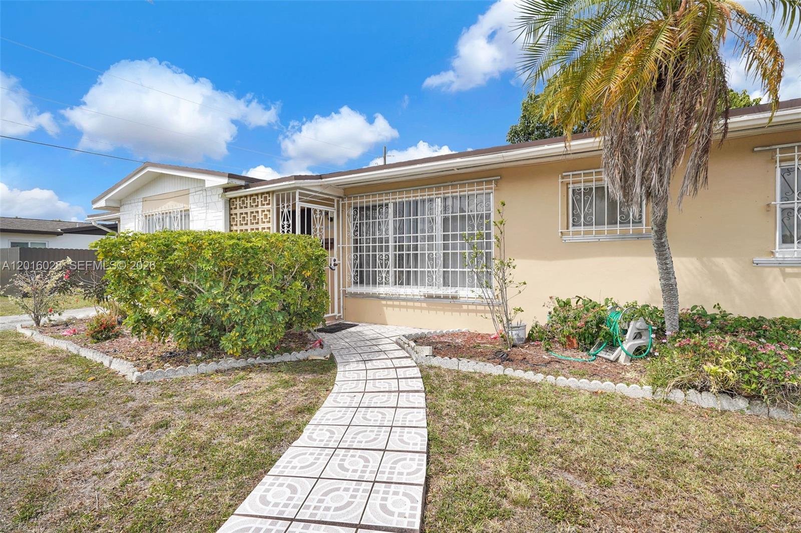 10565 SW 156th Ln, Miami FL 33157 photo 4