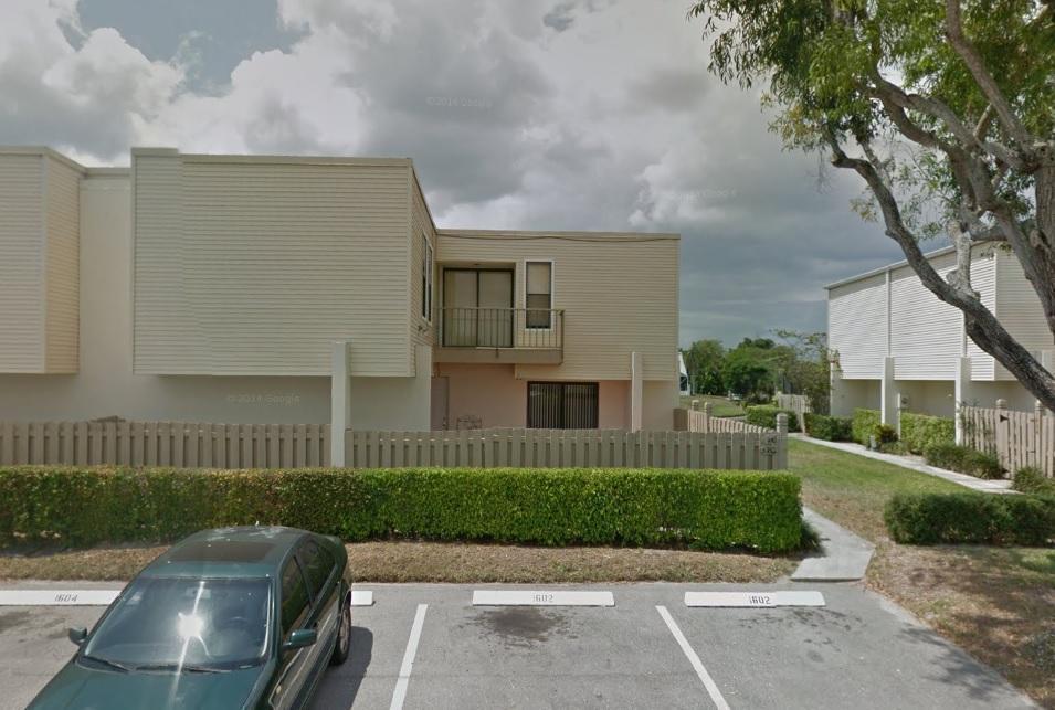 1604 Shaker Circle, Wellington FL 33414