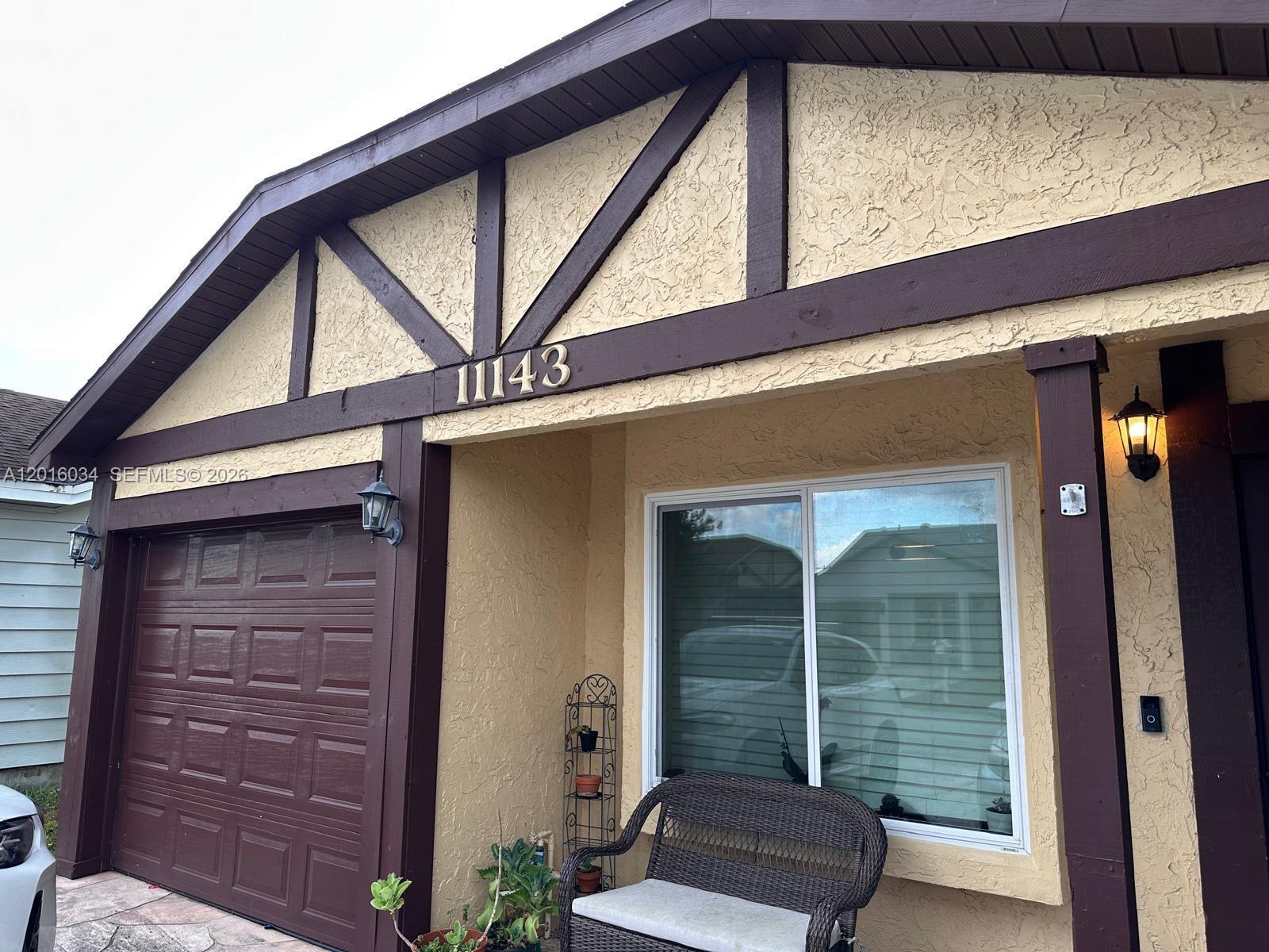 11143 E Model Cir E, Boca Raton FL 33428