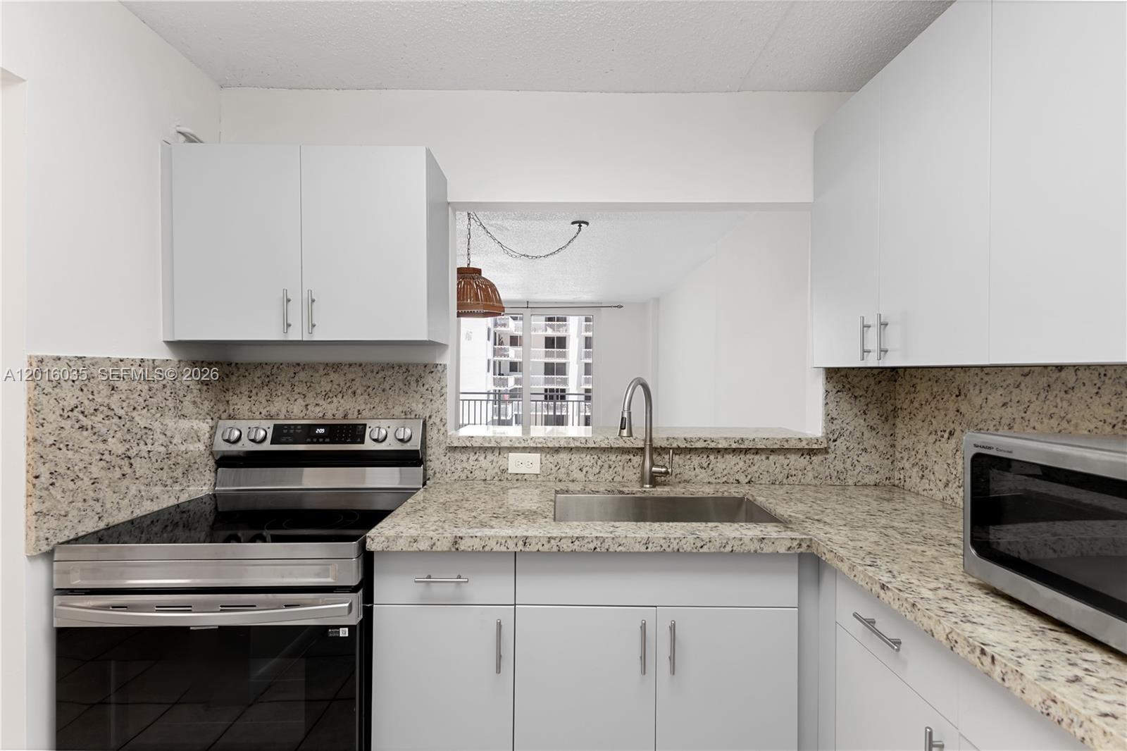 345 Ocean Dr # 424, Miami Beach FL 33139 photo 3