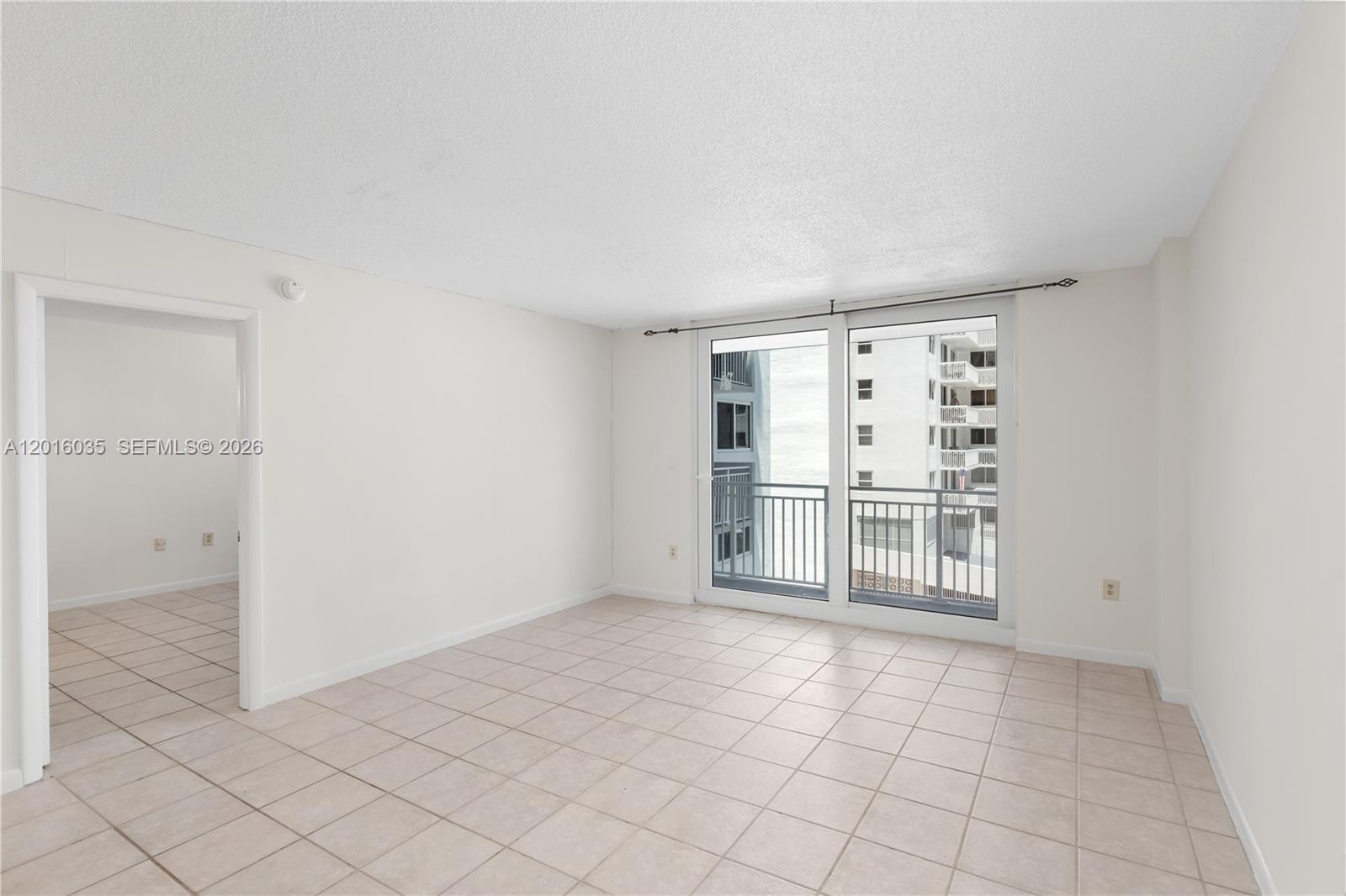 345 Ocean Dr # 424, Miami Beach FL 33139 photo 5