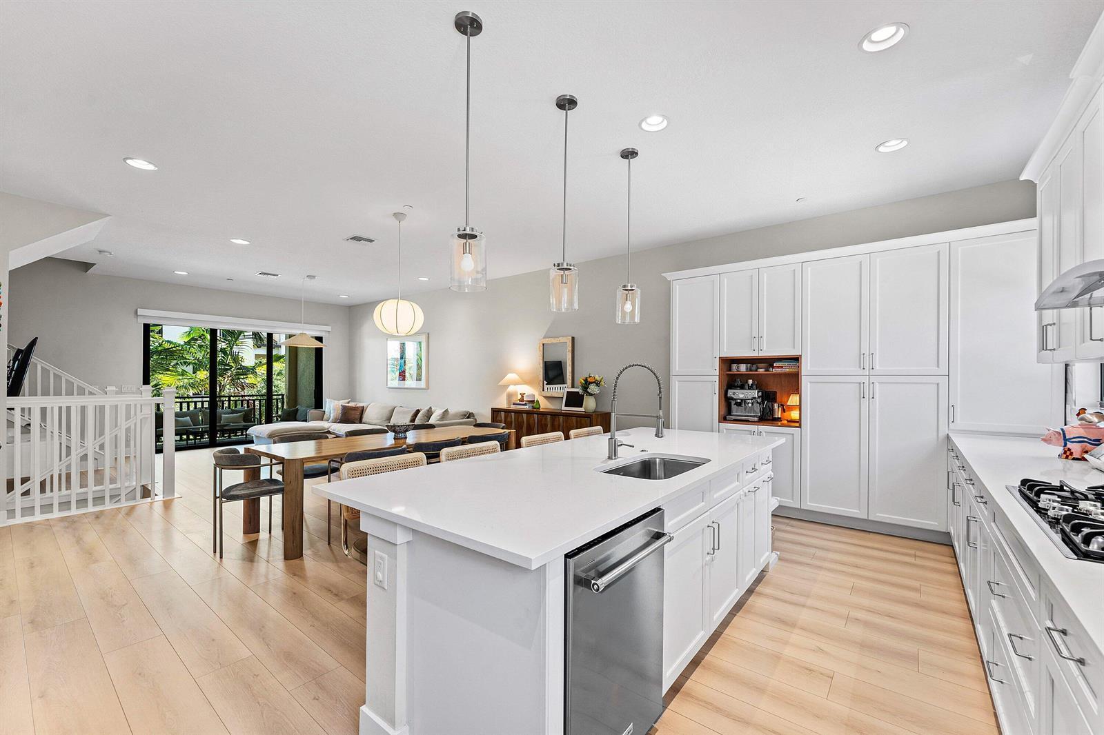5251 Beckman Terrace, Palm Beach Gardens FL 33418