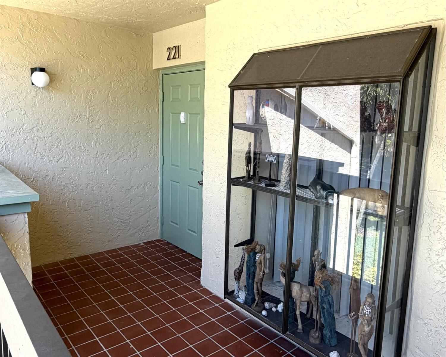 5055 Oakhill Lane # 221, Delray Beach FL 33484 photo 2