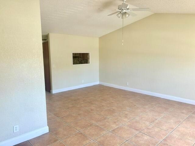 5447 Twin Oakes Road, FL 33463 photo 3