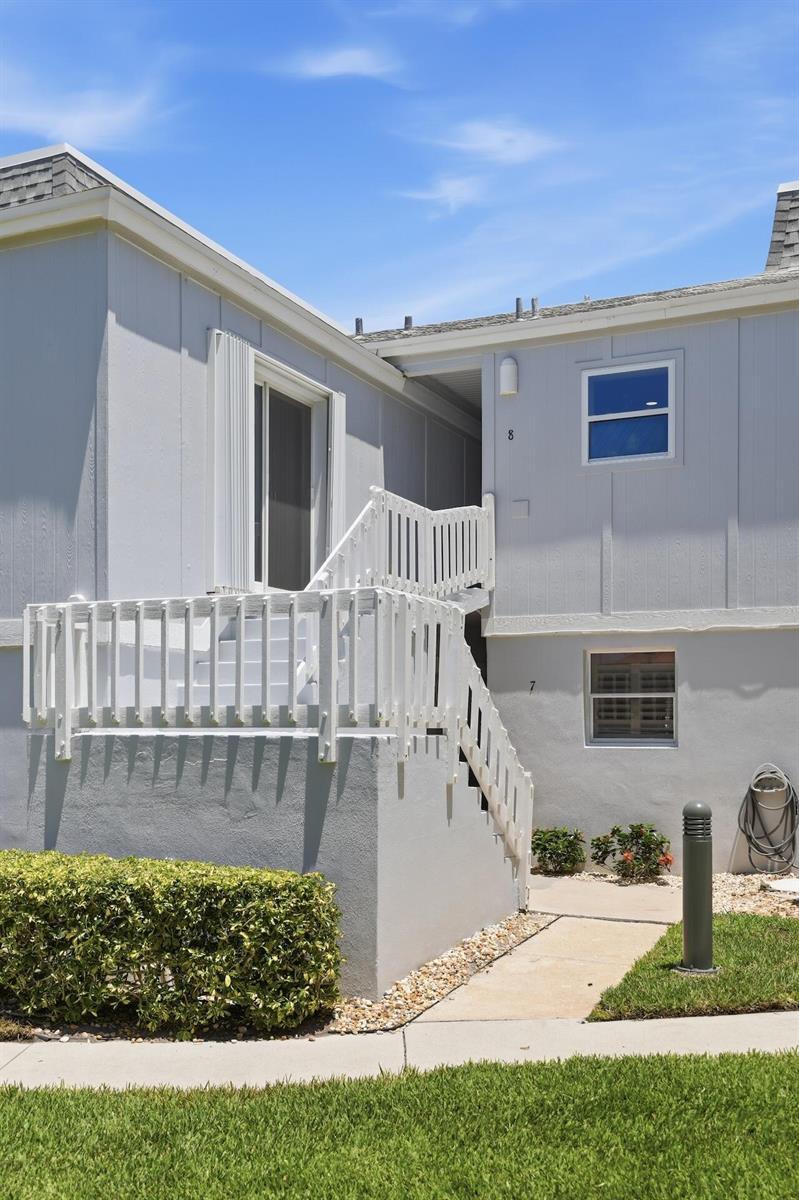 1457 NE Ocean Boulevard # 8, Stuart FL 34996 photo 2