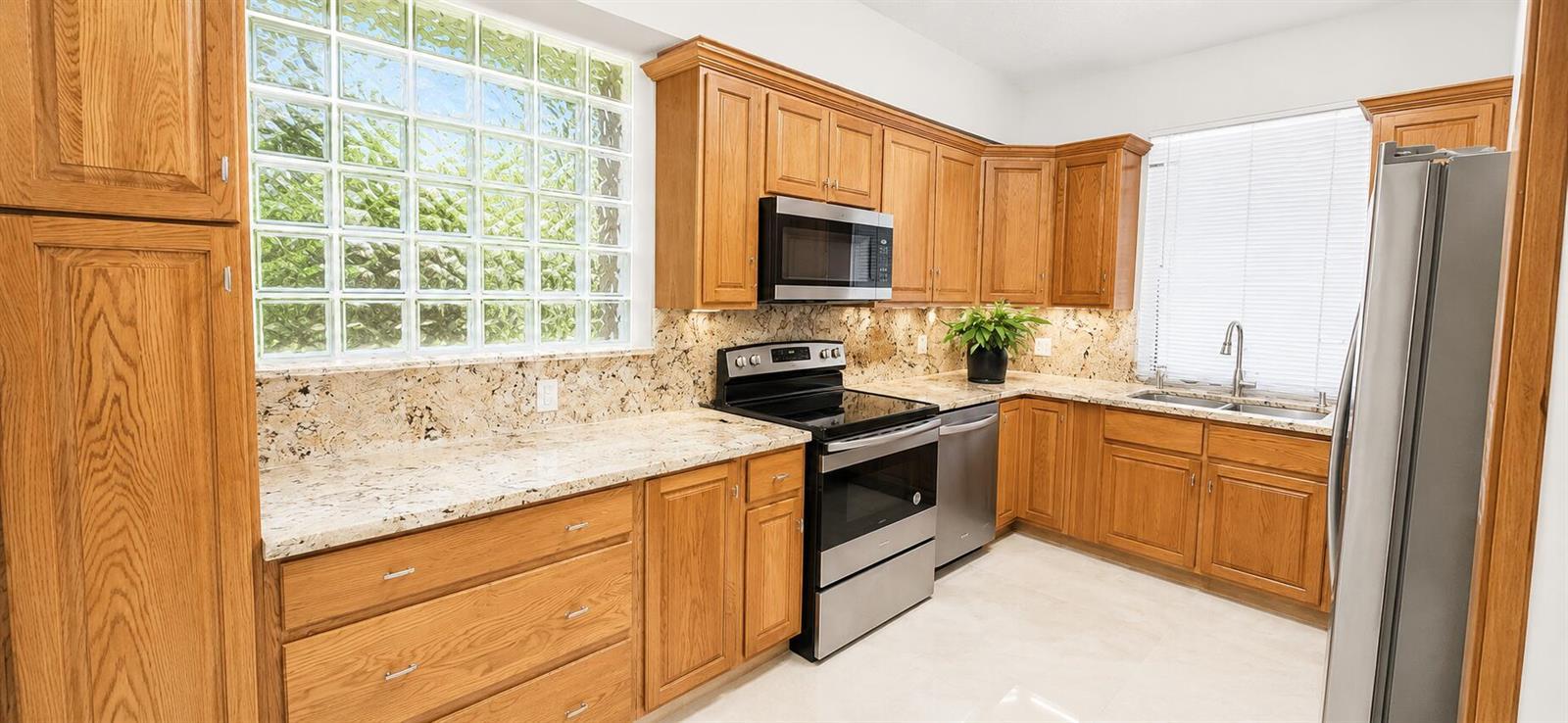 6936 SW 39th Street Apt 201d, Davie FL 33314