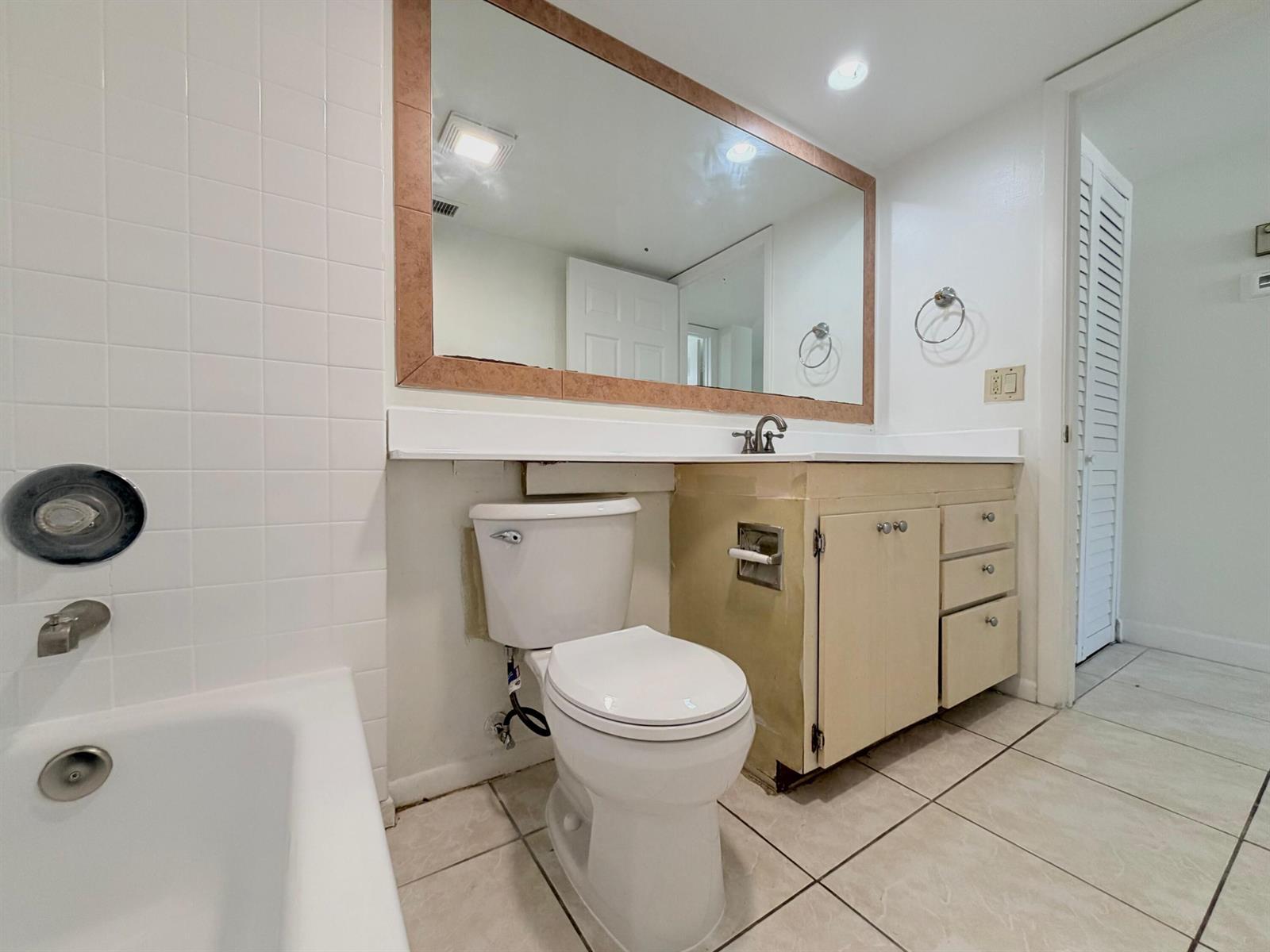 3511 Village Boulevard Unit 103, West Palm Beach FL 33409 photo 3