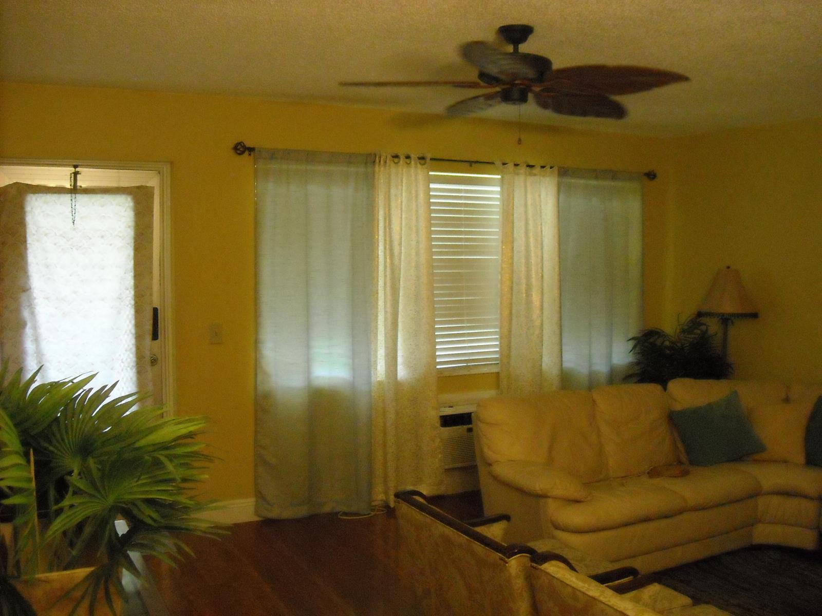 259 Sussex M, West Palm Beach FL 33417 photo 2