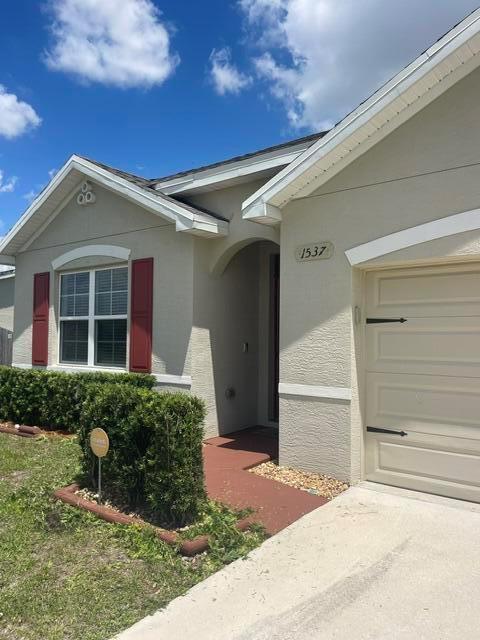 1537 SW Meridian Avenue, Port St. Lucie FL 34953 photo 4