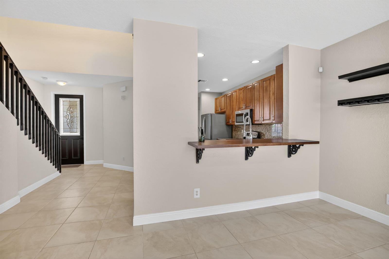 9761 Darlington Place, Cooper City FL 33328 photo 3