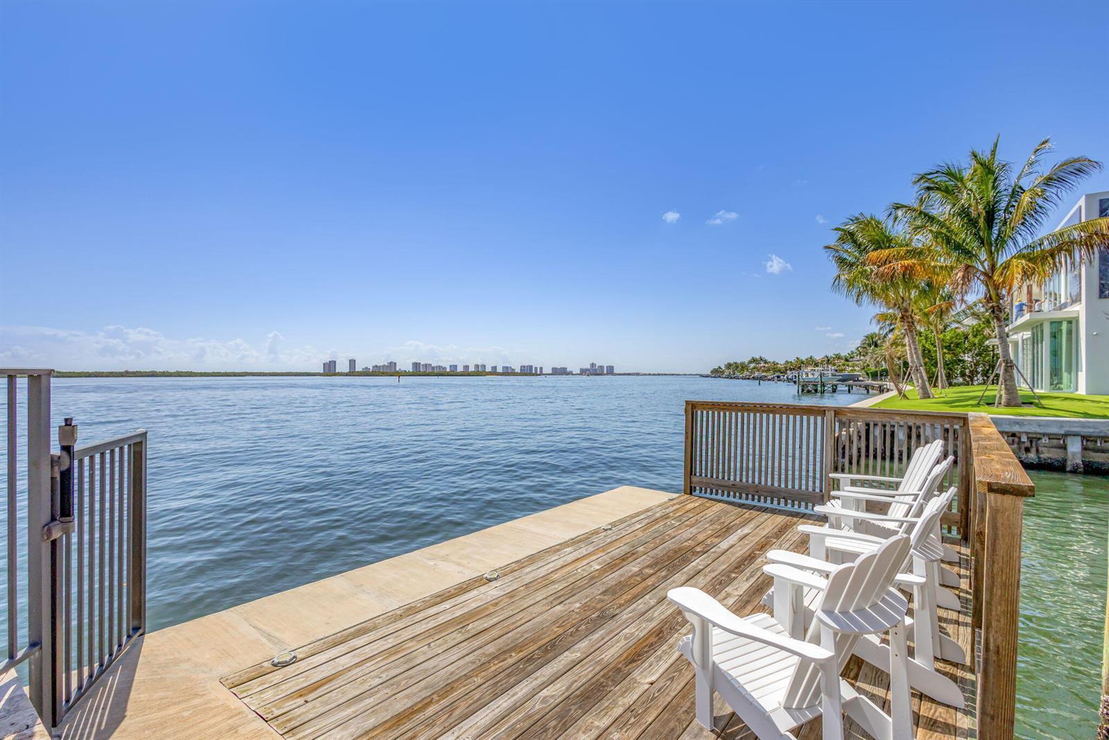 68 Yacht Club Drive # 3, North Palm Beach FL 33408