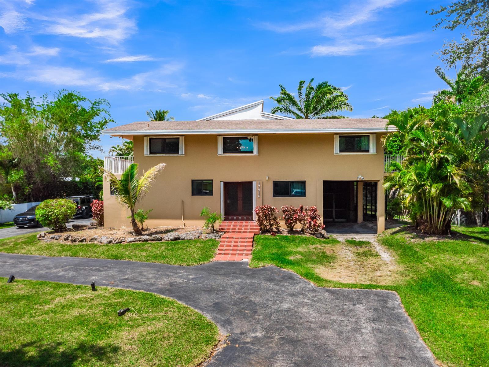 17914 SW 83rd Court, Palmetto Bay FL 33157 photo 4