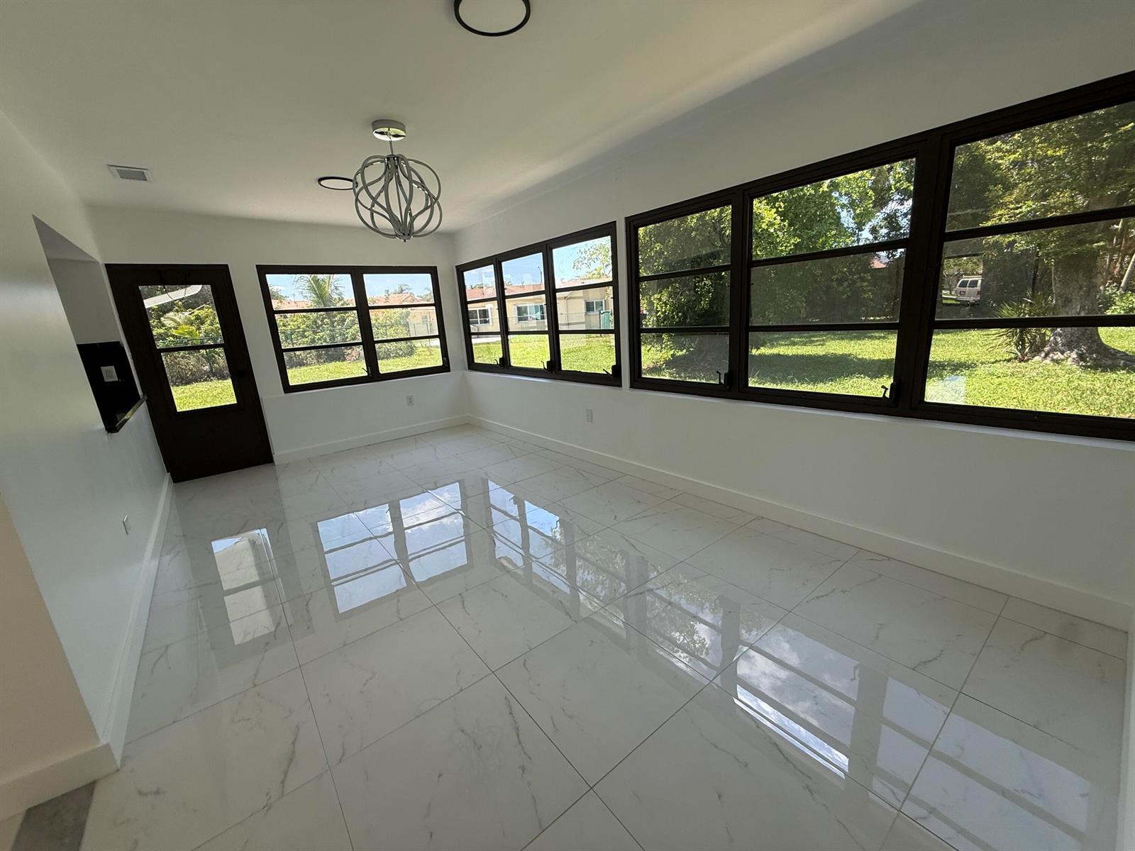 9405 NW 74th Street, Tamarac FL 33321 photo 5