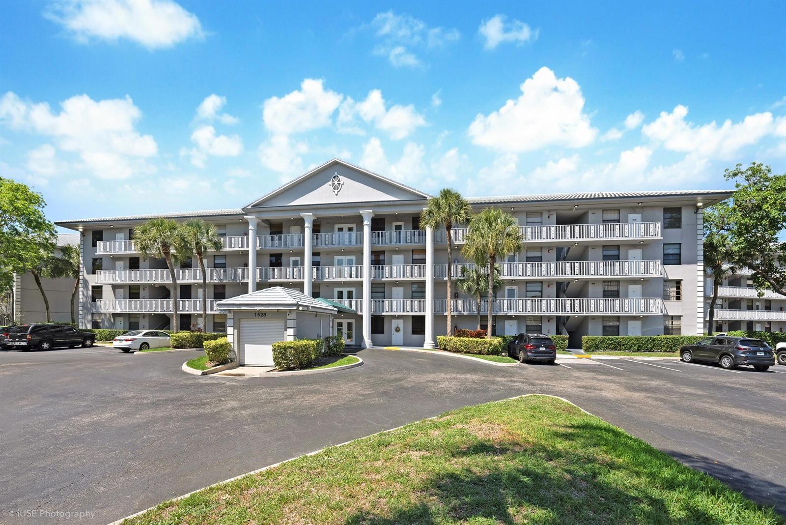 1528 Whitehall Drive # 303, Davie FL 33324 photo 2
