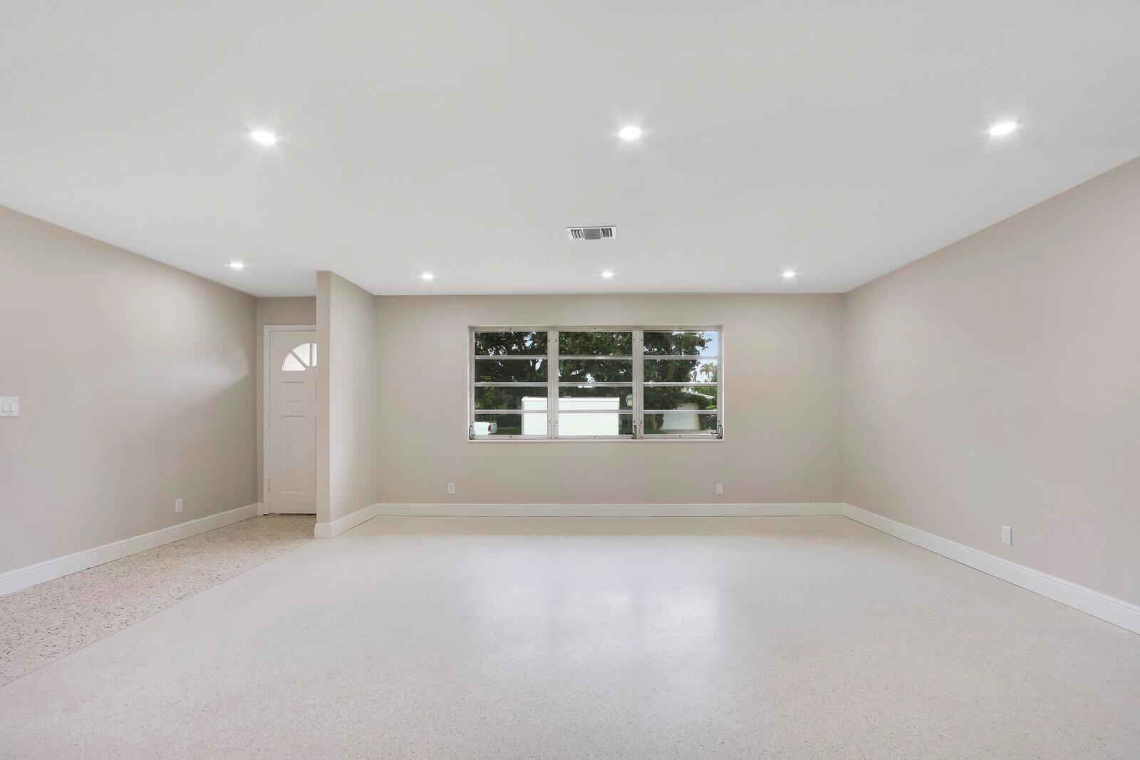 732 Pelican Way, North Palm Beach FL 33408 photo 5