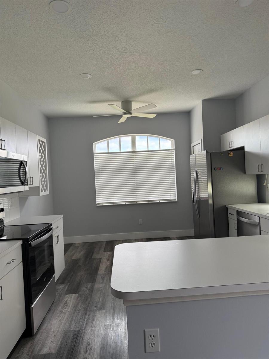 822 NW Sorrento Lane, Port St. Lucie FL 34986 photo 5