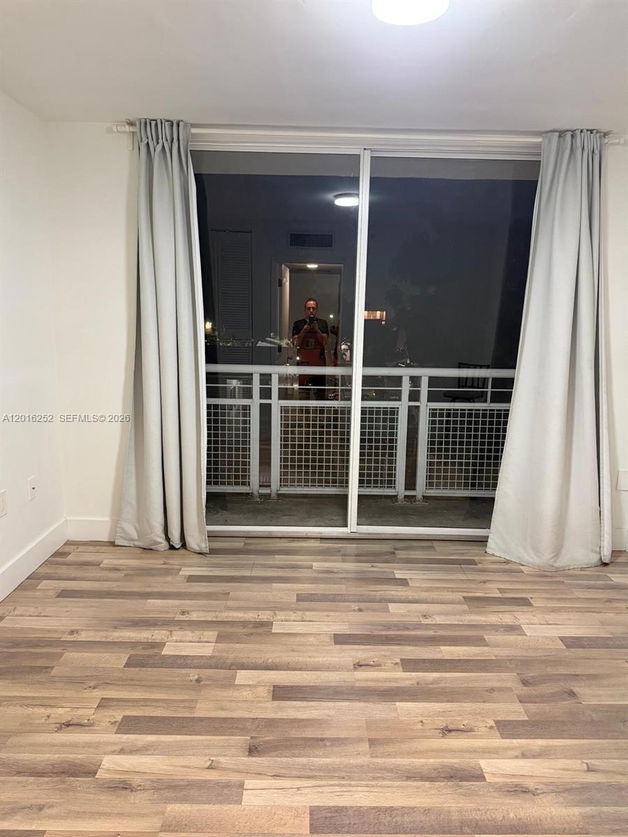 450 SW 3rd St # 8, Miami FL 33130 photo 4