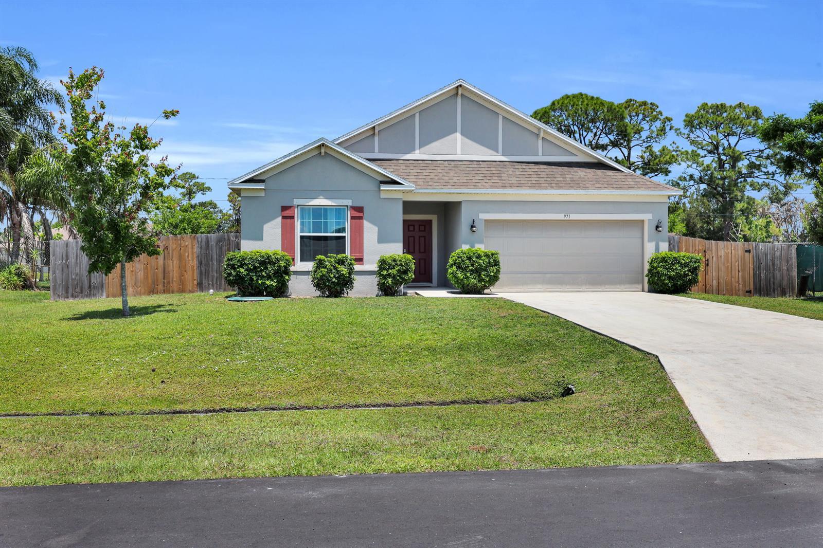 971 SW Longfellow Road, Port St. Lucie FL 34953