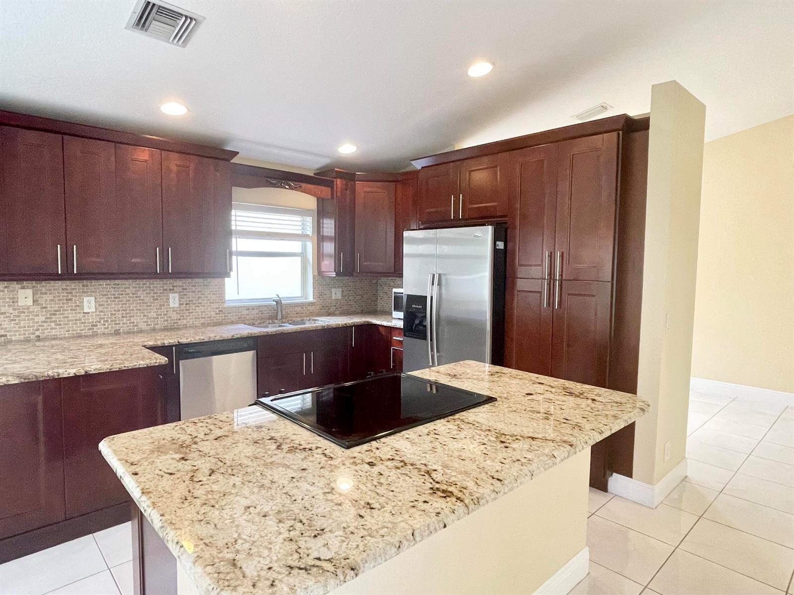 2425 Pigeon Cay, West Palm Beach FL 33411 photo 4
