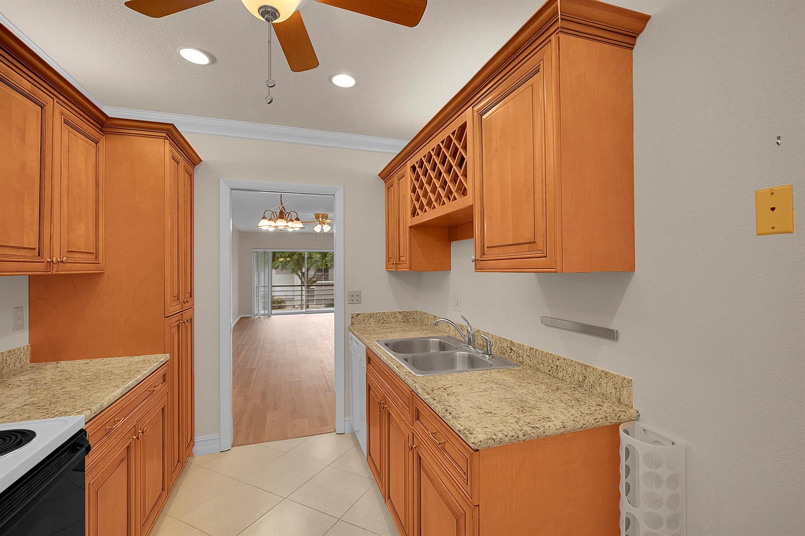 2340 SW 22nd Avenue # 306, Delray Beach FL 33445 photo 5