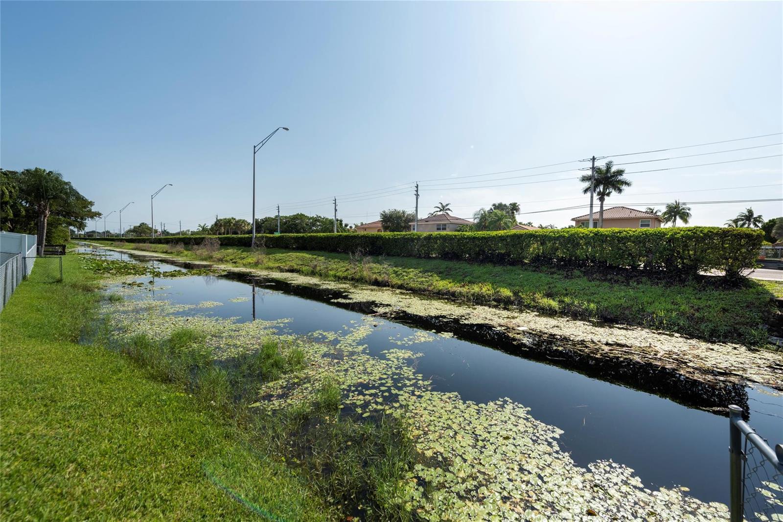 2101 NW 101st Terrace, Pembroke Pines FL 33026 photo 4