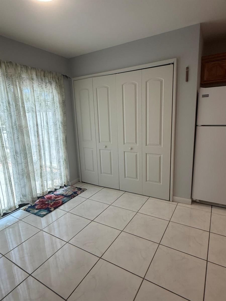 216 Par Drive, Royal Palm Beach FL 33411 photo 4