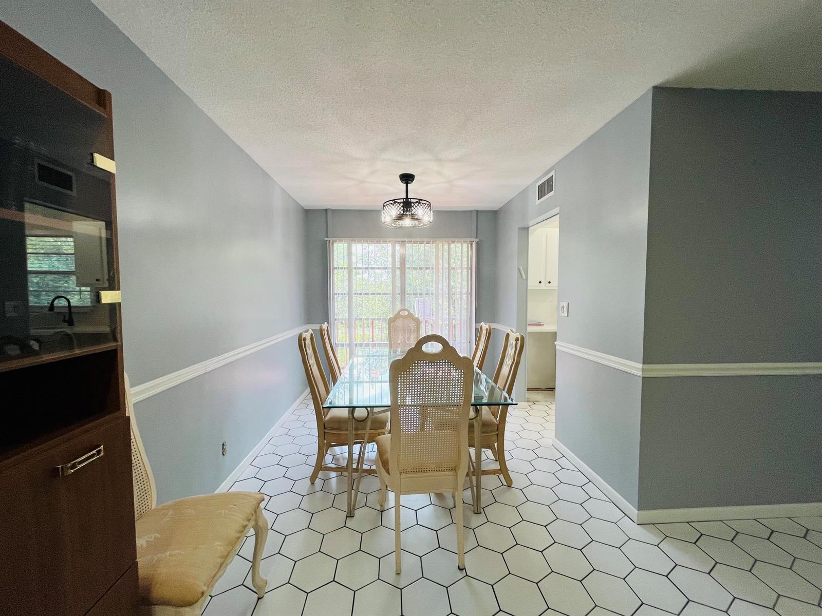 11 Golfs Edge E, West Palm Beach FL 33417 photo 5