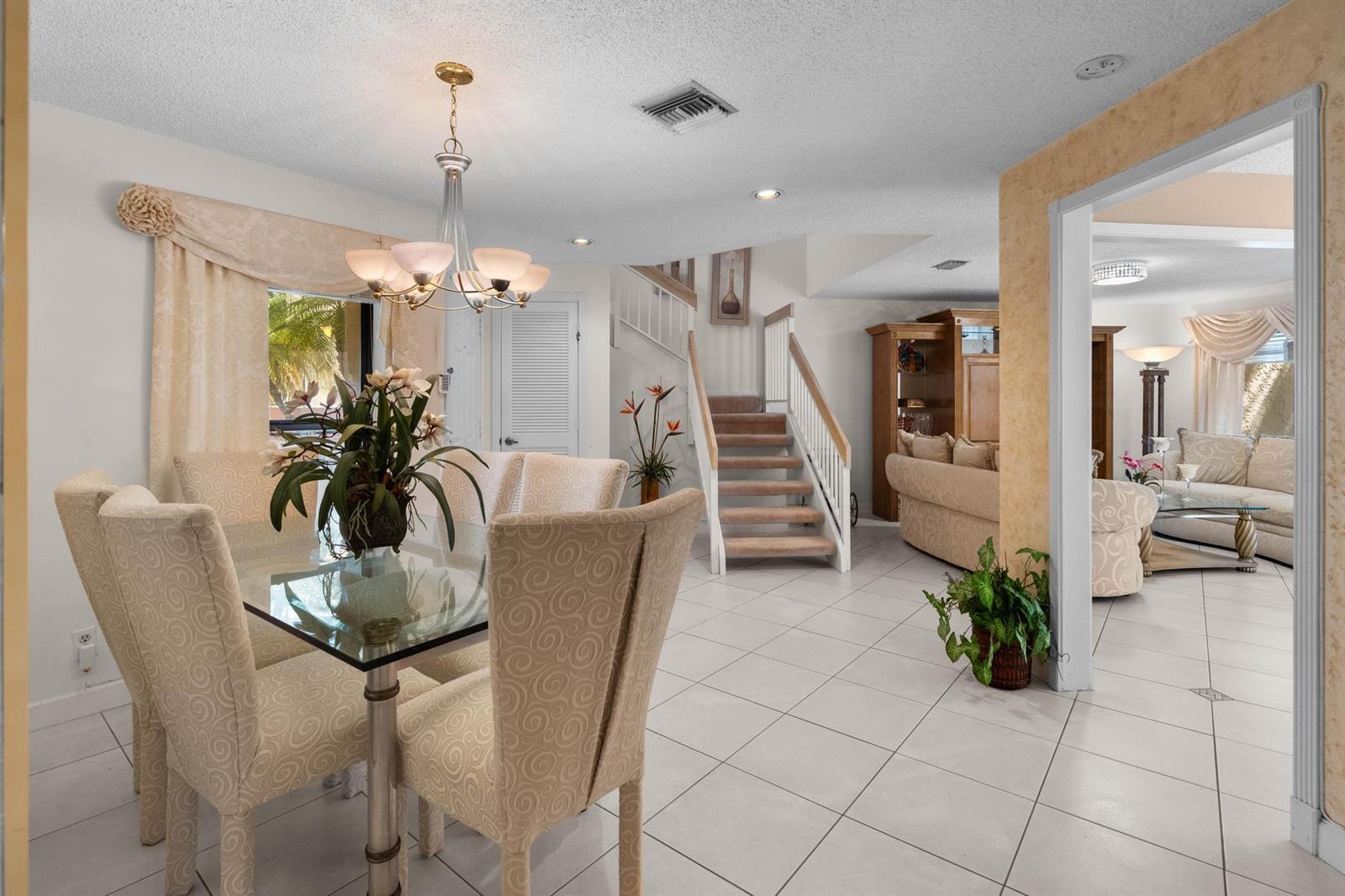 3404 Emerald Oaks Drive # 803, Hollywood FL 33021 photo 2