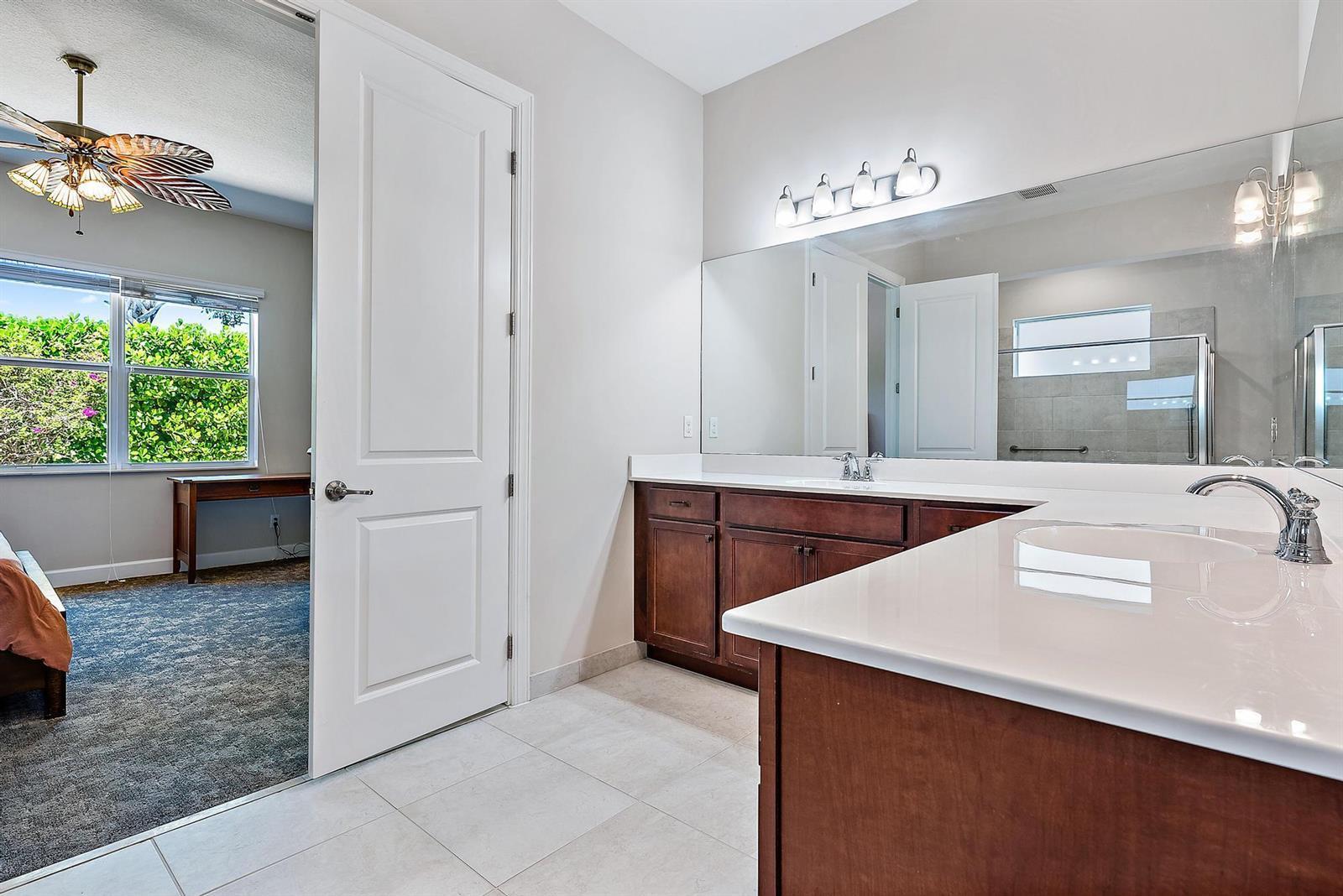 8883 Kingsmoor Way, Lake Worth FL 33467 photo 4