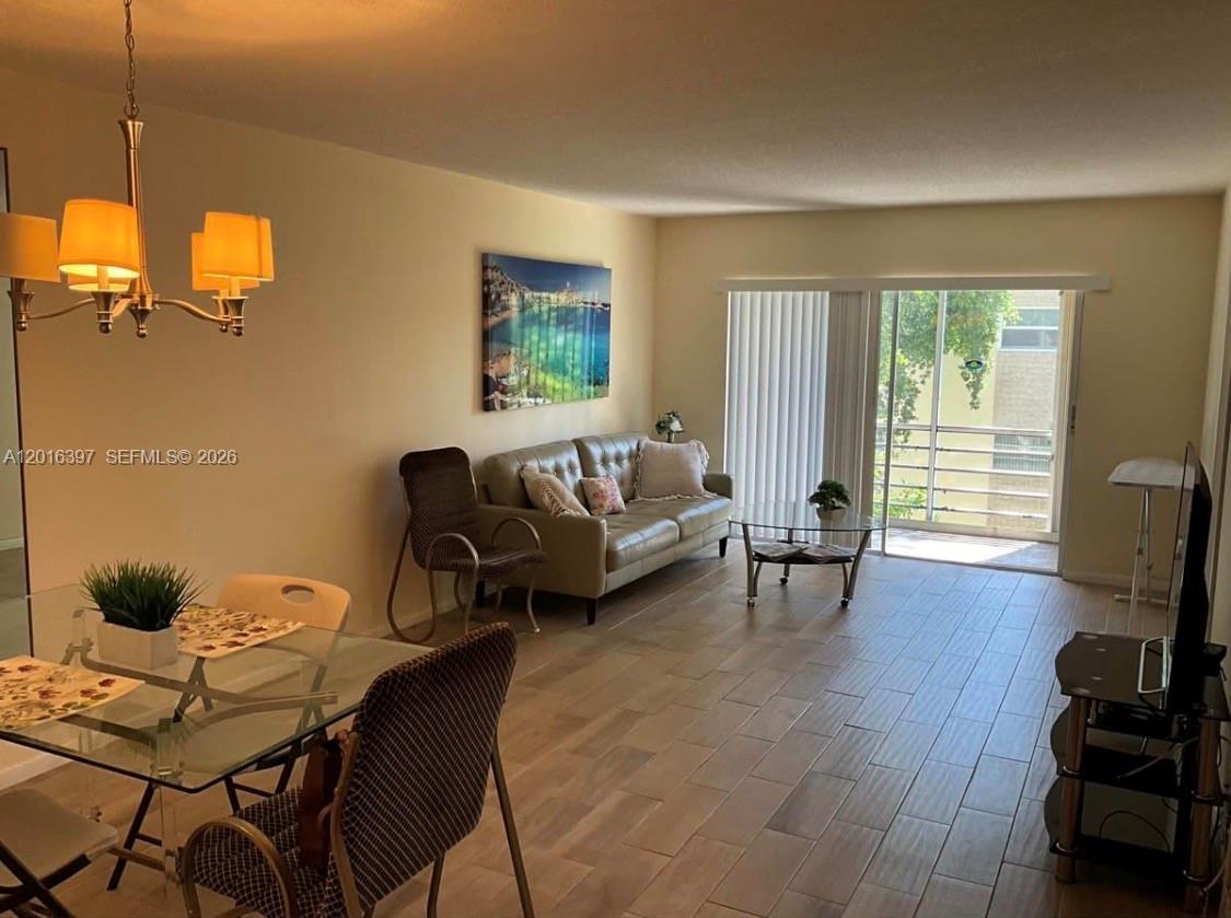 151 Berkley Rd # 303, Hollywood FL 33024