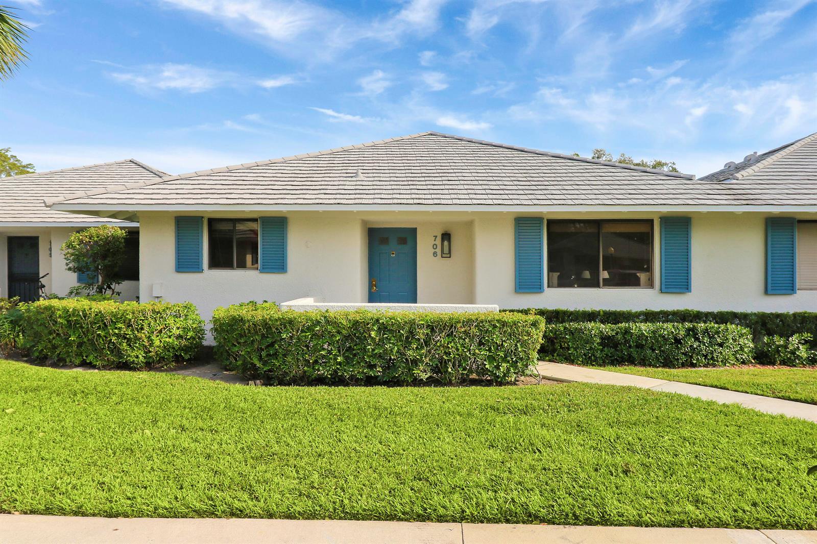 706 Club Drive, Palm Beach Gardens FL 33418