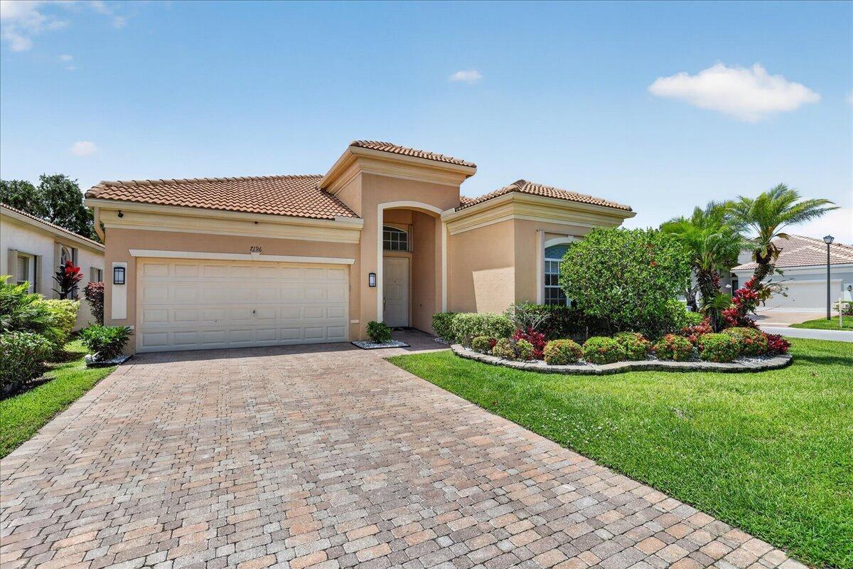 7196 Lorenzo Lane, Delray Beach FL 33446 photo 5