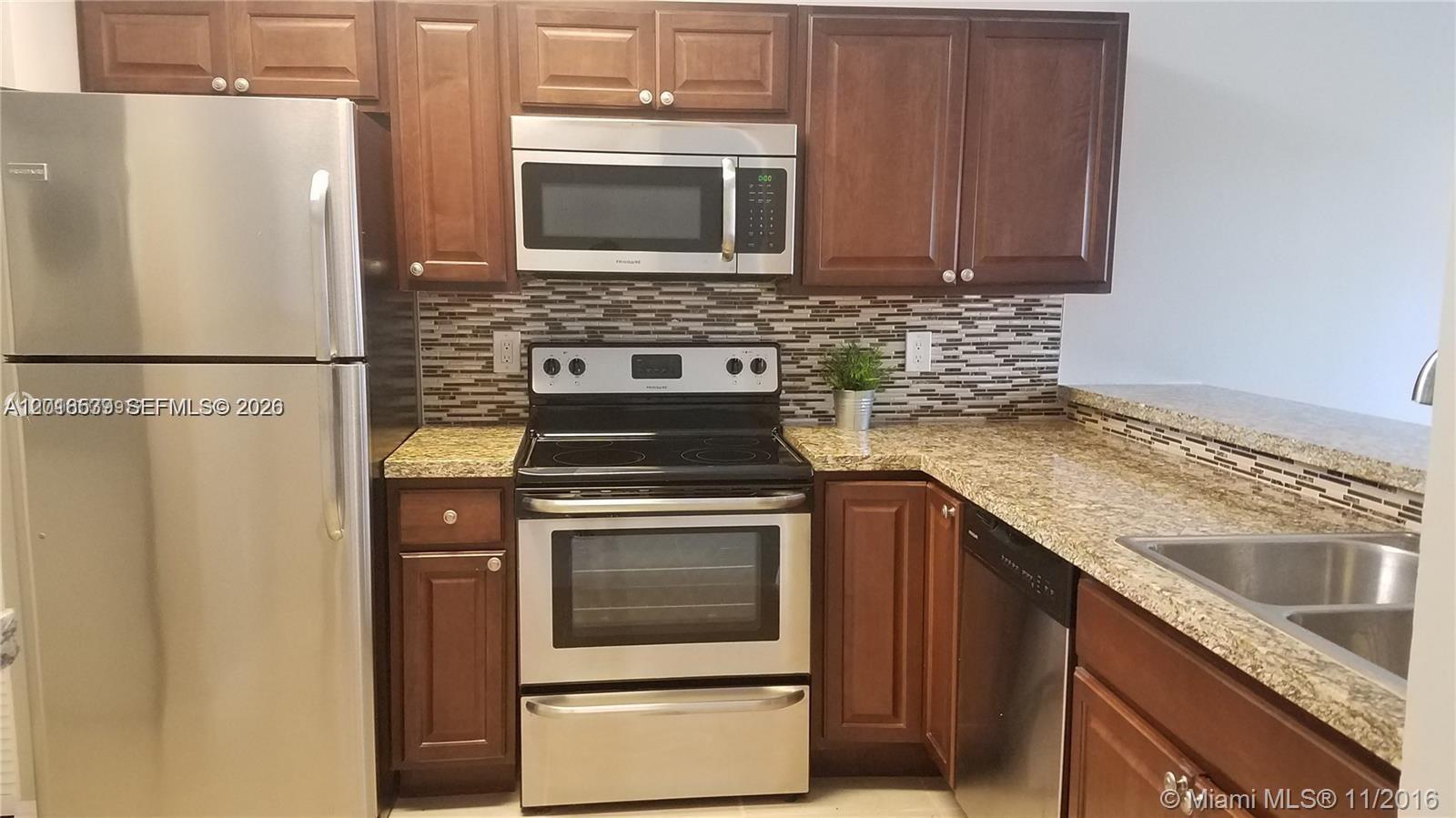 22202 Glenmoor Dr # 22202, West Palm Beach FL 33409 photo 4