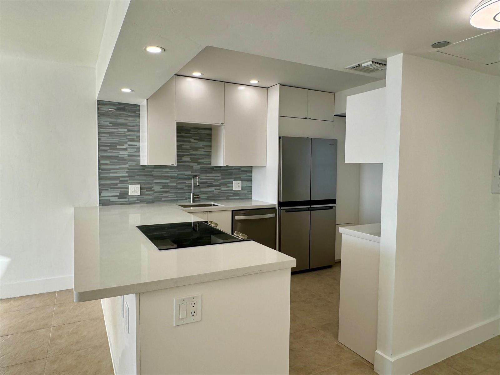 3095 N Course Drive, Pompano Beach FL 33069 photo 3