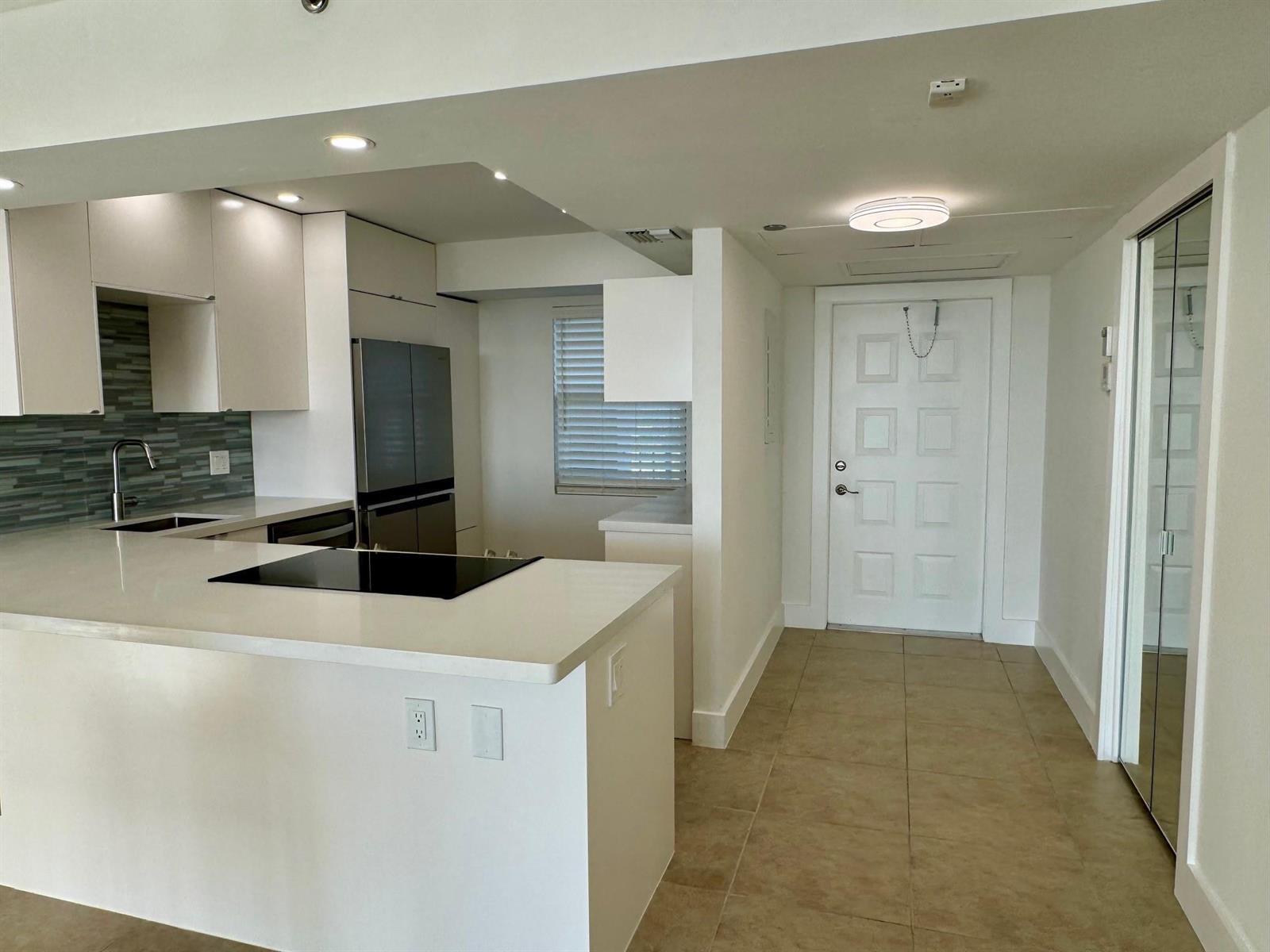 3095 N Course Drive, Pompano Beach FL 33069 photo 4