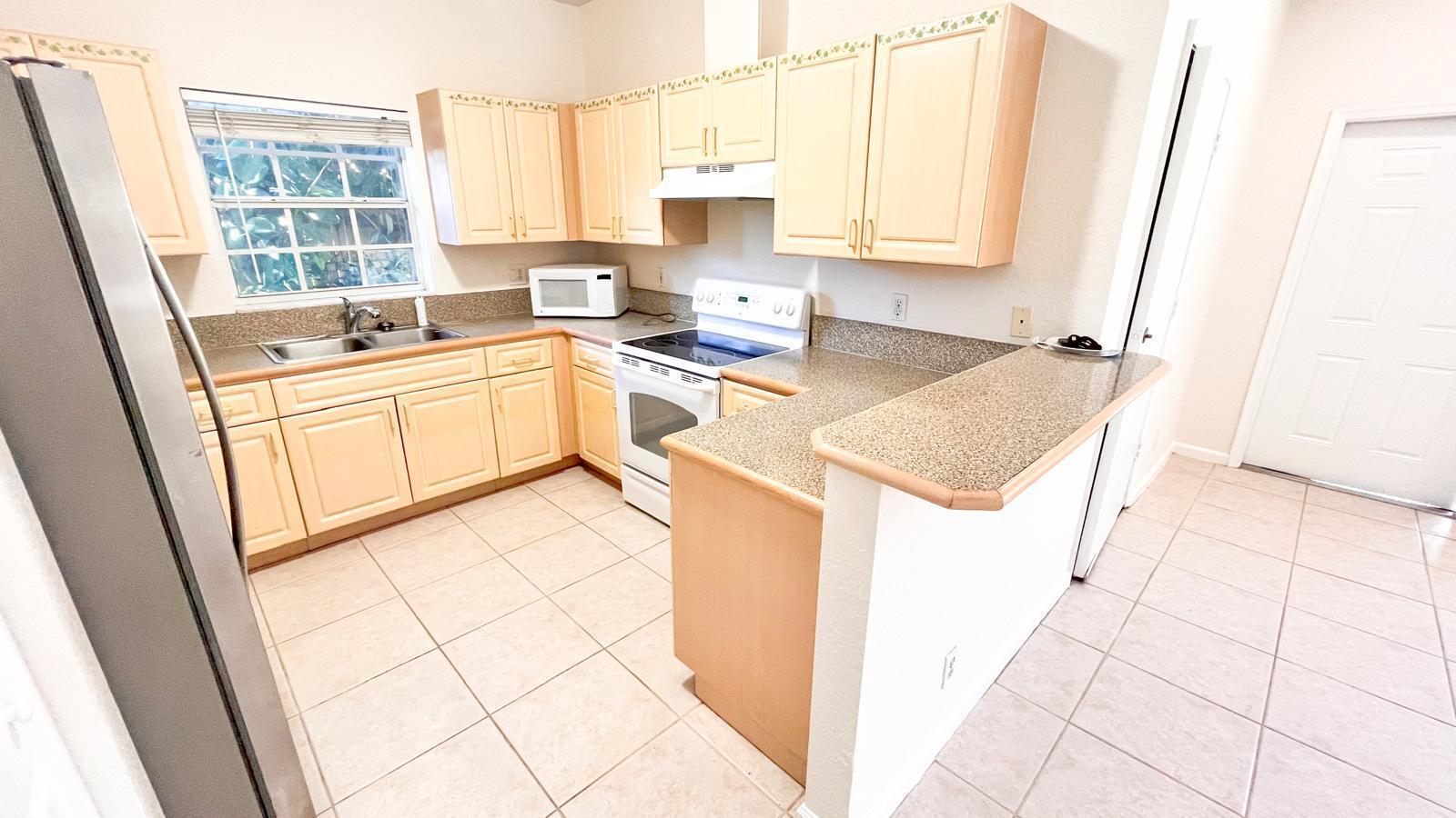 1440 Hawthorne Place, Wellington FL 33414 photo 2