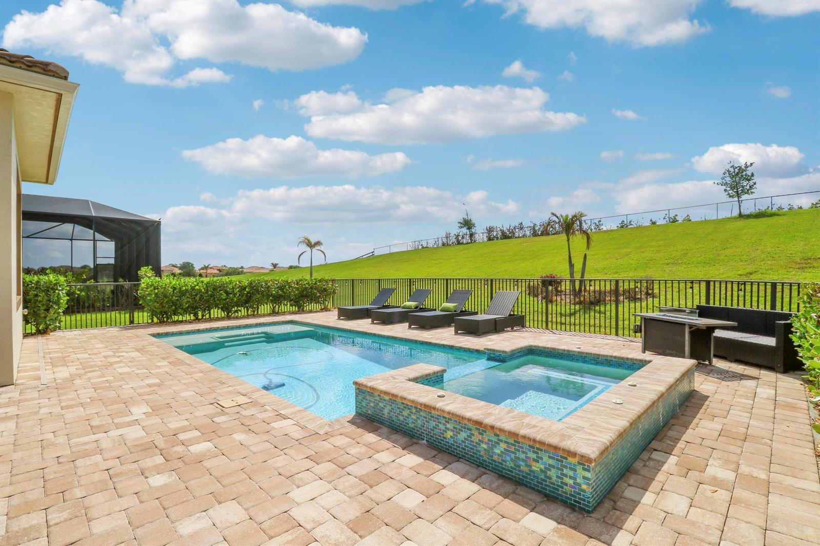 9247 SW Miracoli Way, Port St. Lucie FL 34987 photo 2