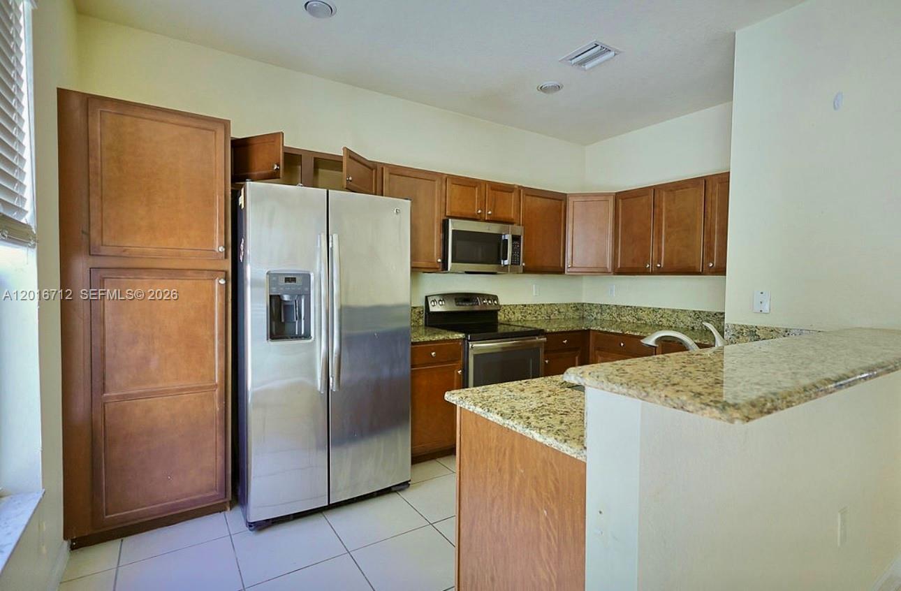 9465 SW 171st Ct, Miami FL 33196 photo 3