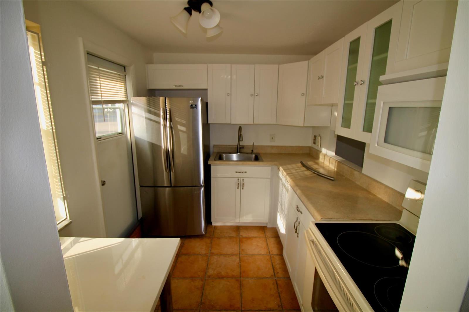 600 NE 2nd Street Unit 107, Dania Beach FL 33004 photo 4