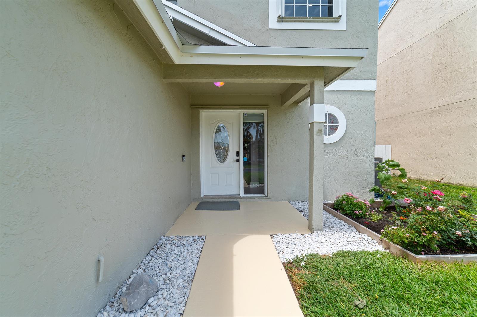 1062 Fairfax Cir W, Boynton Beach FL 33436 photo 3