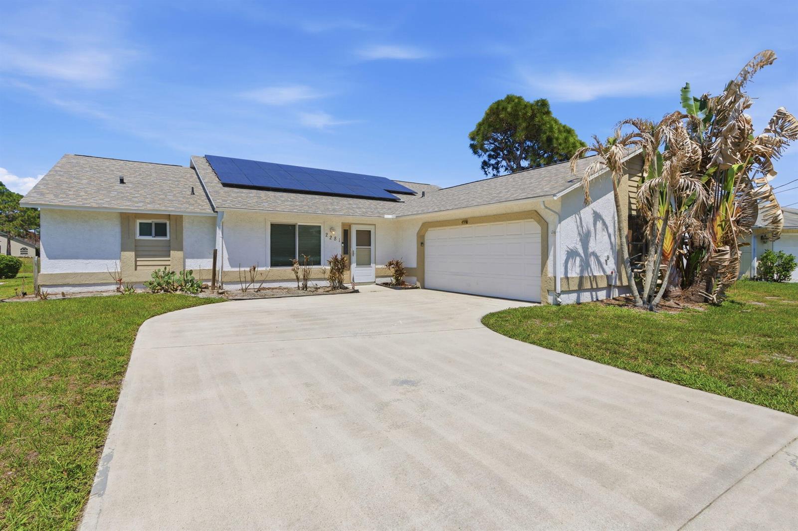 2281 SE Bowie Street, Port St. Lucie FL 34952