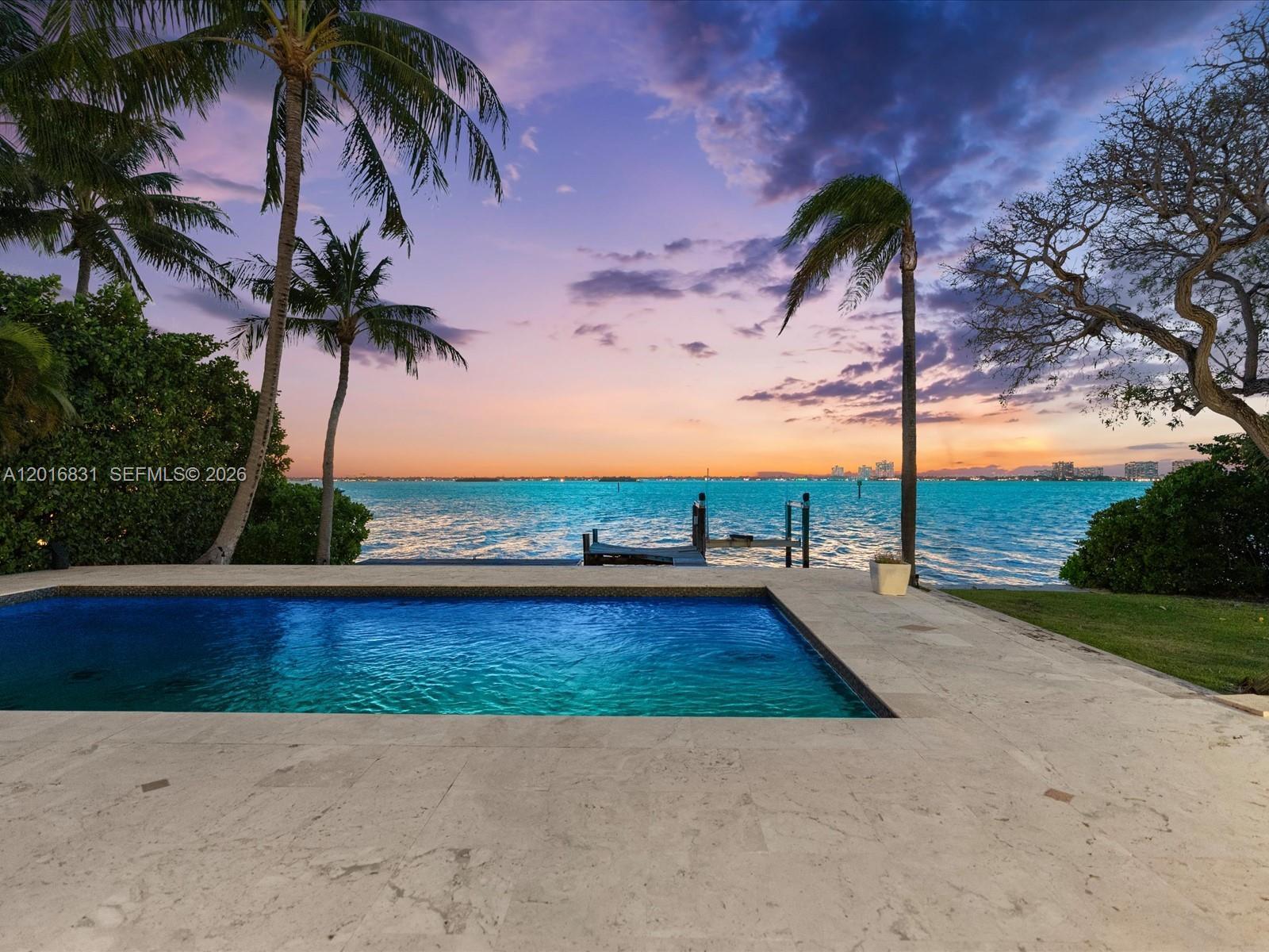 7950 Biscayne Point Cir, Miami Beach FL 33141 photo 2