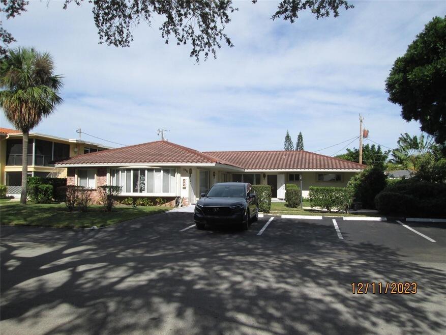 1911 NE 27th Court # 3, Lighthouse Point FL 33064