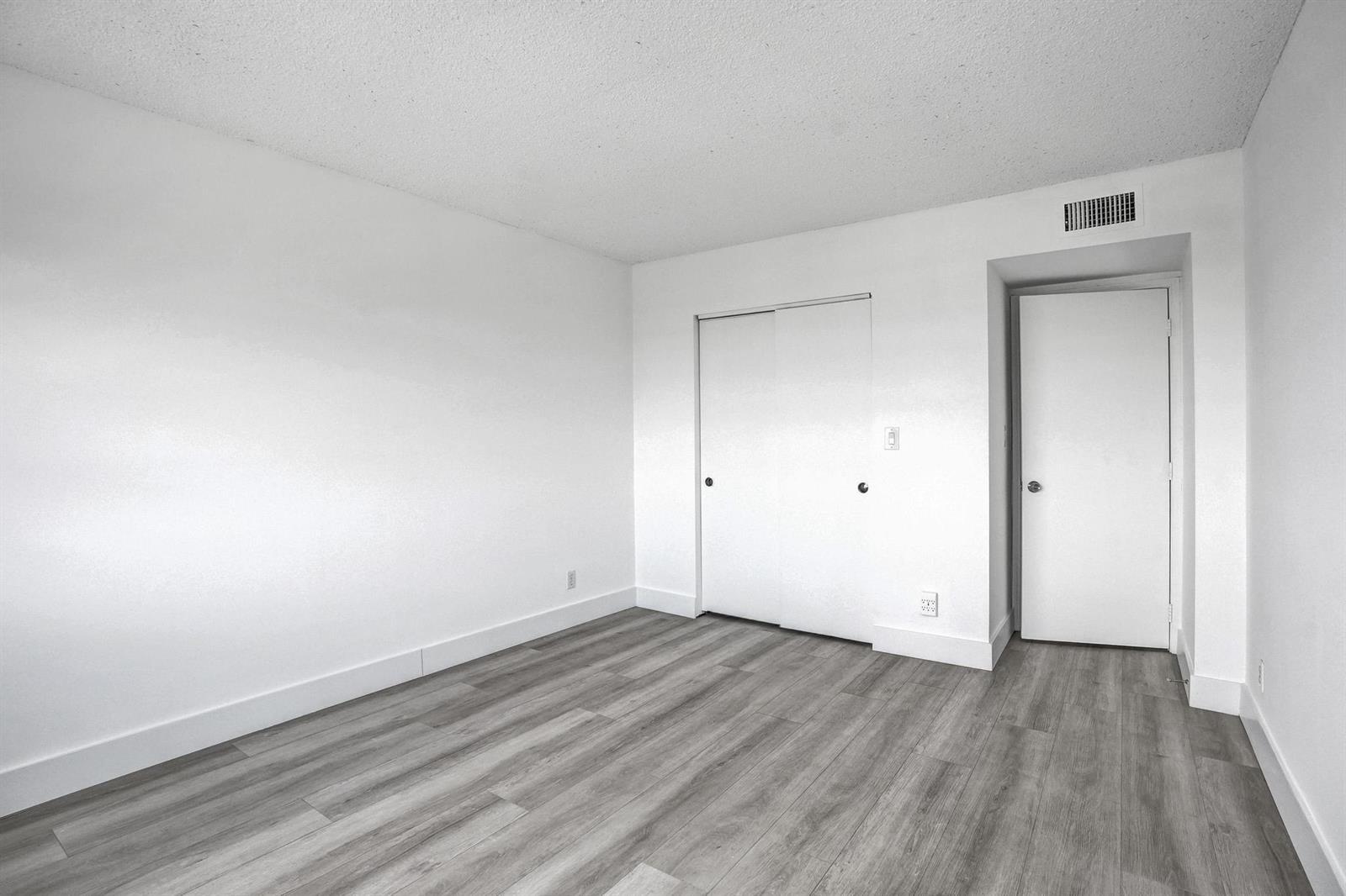 900 NE 18th Avenue # 1004, Fort Lauderdale FL 33304 photo 4