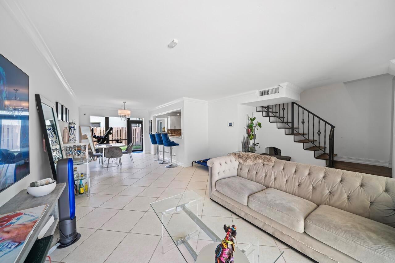8745 SW 137th Avenue, Miami FL 33183 photo 3