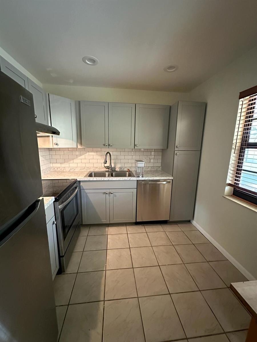 132 S Cypress Road # 523, Pompano Beach FL 33060 photo 3