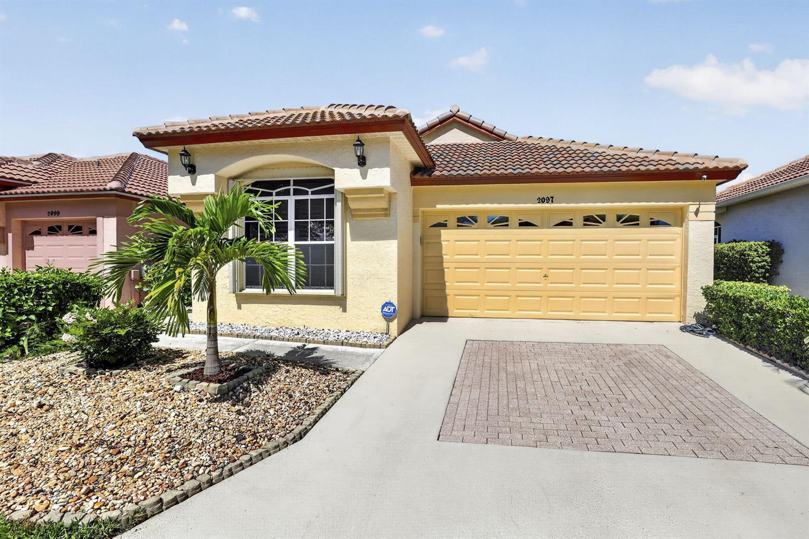 2097 Bonisle Circle, Riviera Beach FL 33418 photo 4