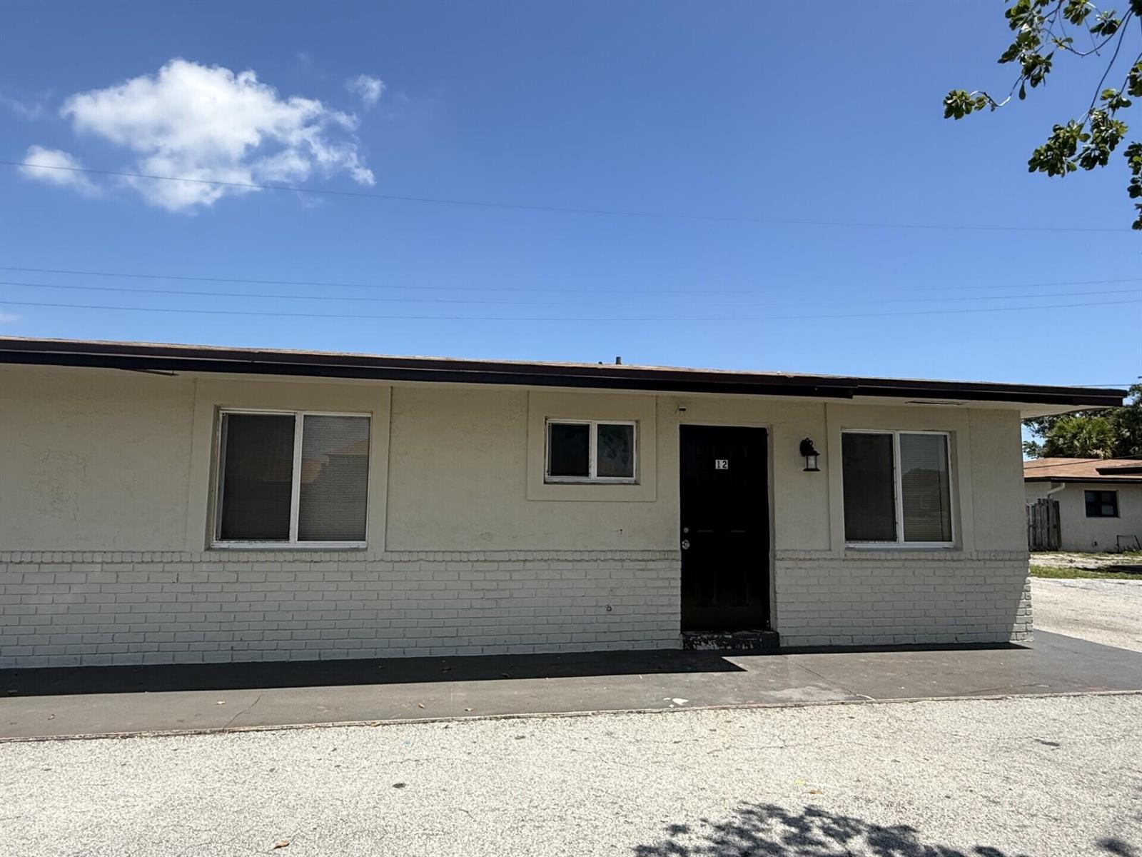 2820 Avenue S # 12, Riviera Beach FL 33404