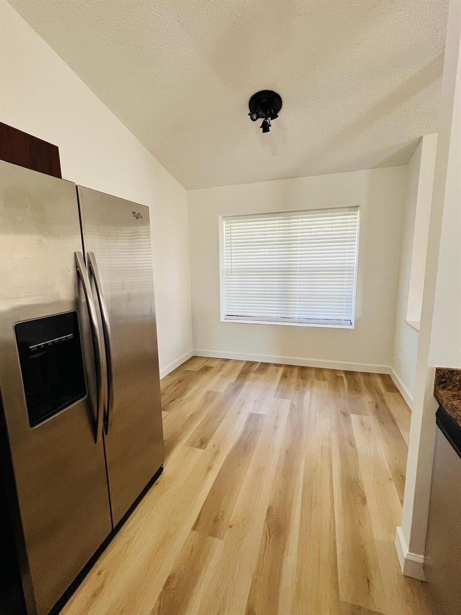 15821 E Wind Circle, Sunrise FL 33326 photo 5